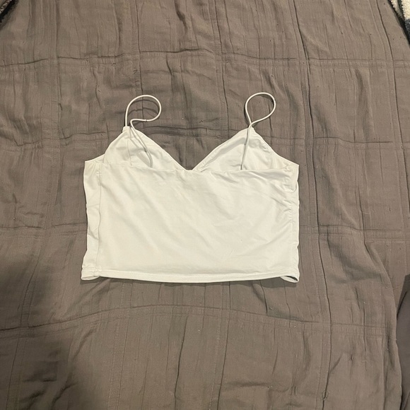 Baby blue cropped garage top - Picture 2 of 2